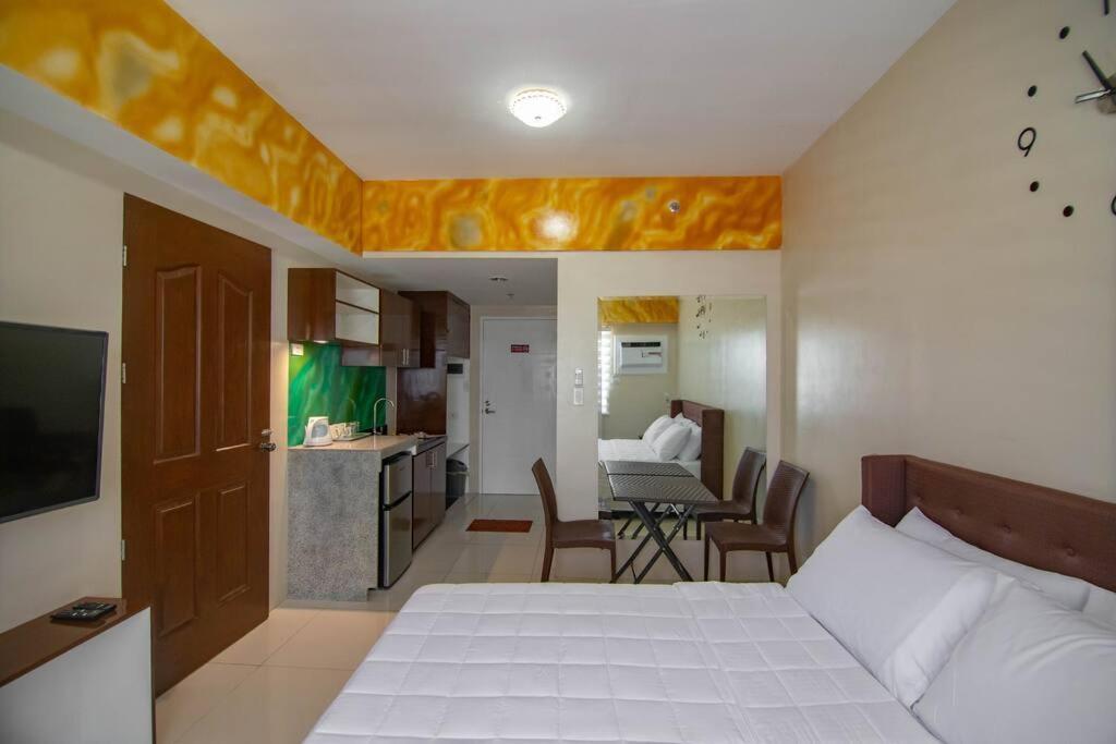 Апартаменты 1822 Deluxe Twin - Migas Haven At Sunvida Tower Себу Экстерьер фото